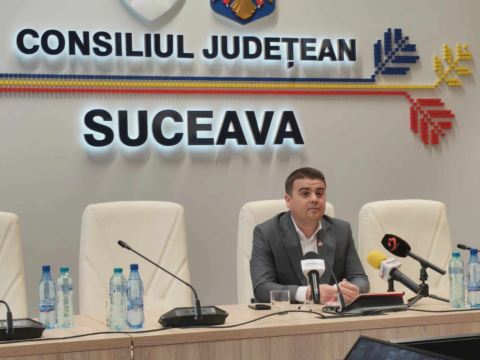 Sportivi premiați de Consiliul Județean Suceava Sportivi premiați de Consiliul Județean Suceava