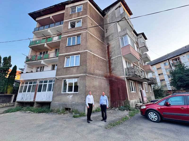 Construirea și reabilitarea unui bloc cu risc seismic în Vișeu de Sus Construirea și reabilitarea unui bloc cu risc seismic în Vișeu de Sus