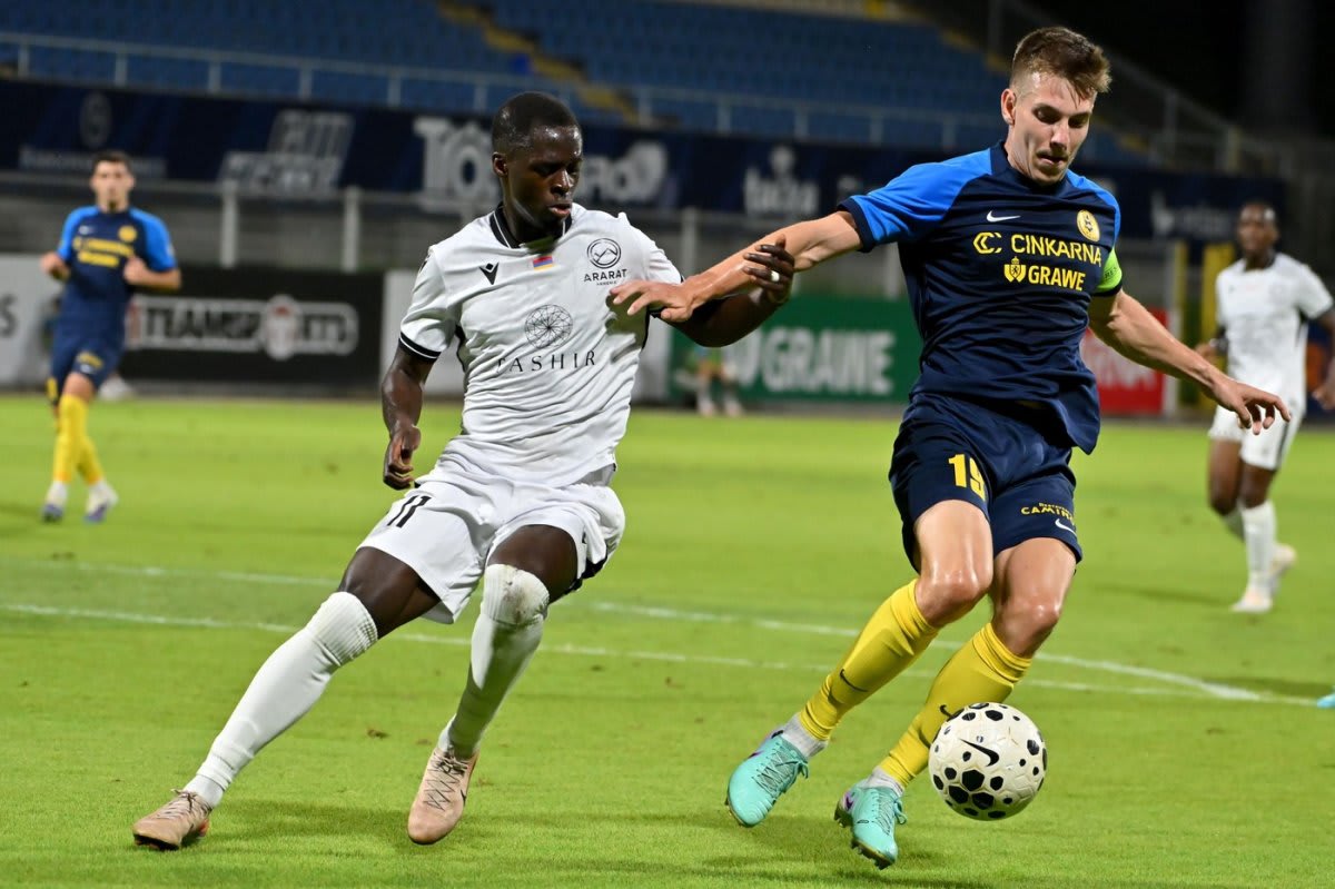 Universitatea Craiova vrea să transfere pe Zidane Banjaqui de la campioana Armeniei