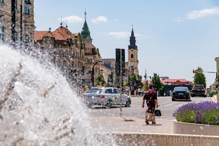 Vreme caldă și cer senin în Bihor, peisaj rural Vreme caldă și cer senin în Bihor, peisaj rural
