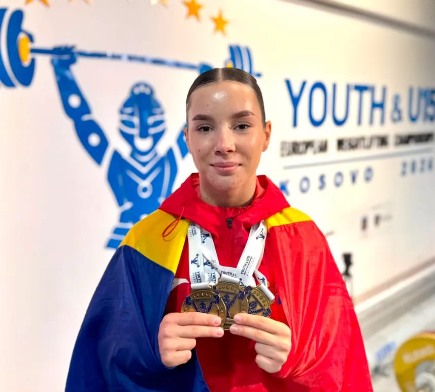 Alexia Sipoș devine tripla campioană europeană U17 la haltere și stabilește două recorduri continentale