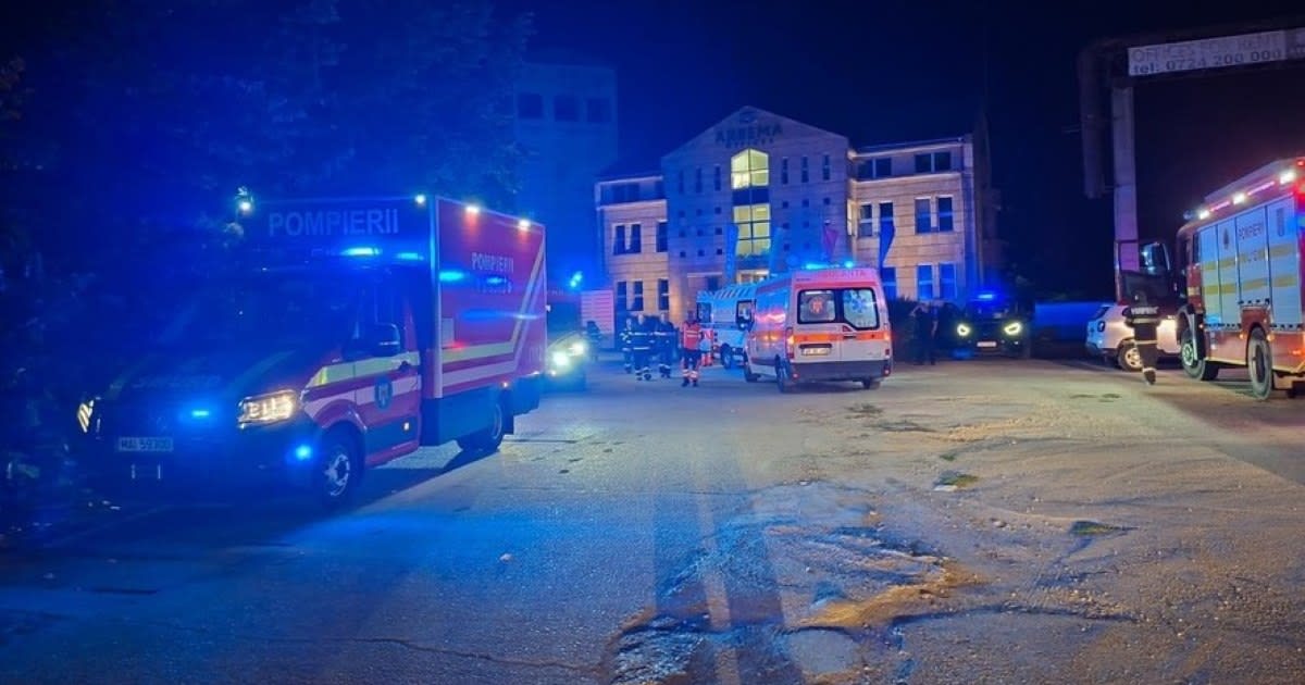 Incendiu într-un centru social din Arad, după ce un pacient a dat foc la ziare, trei victime cu intoxicații