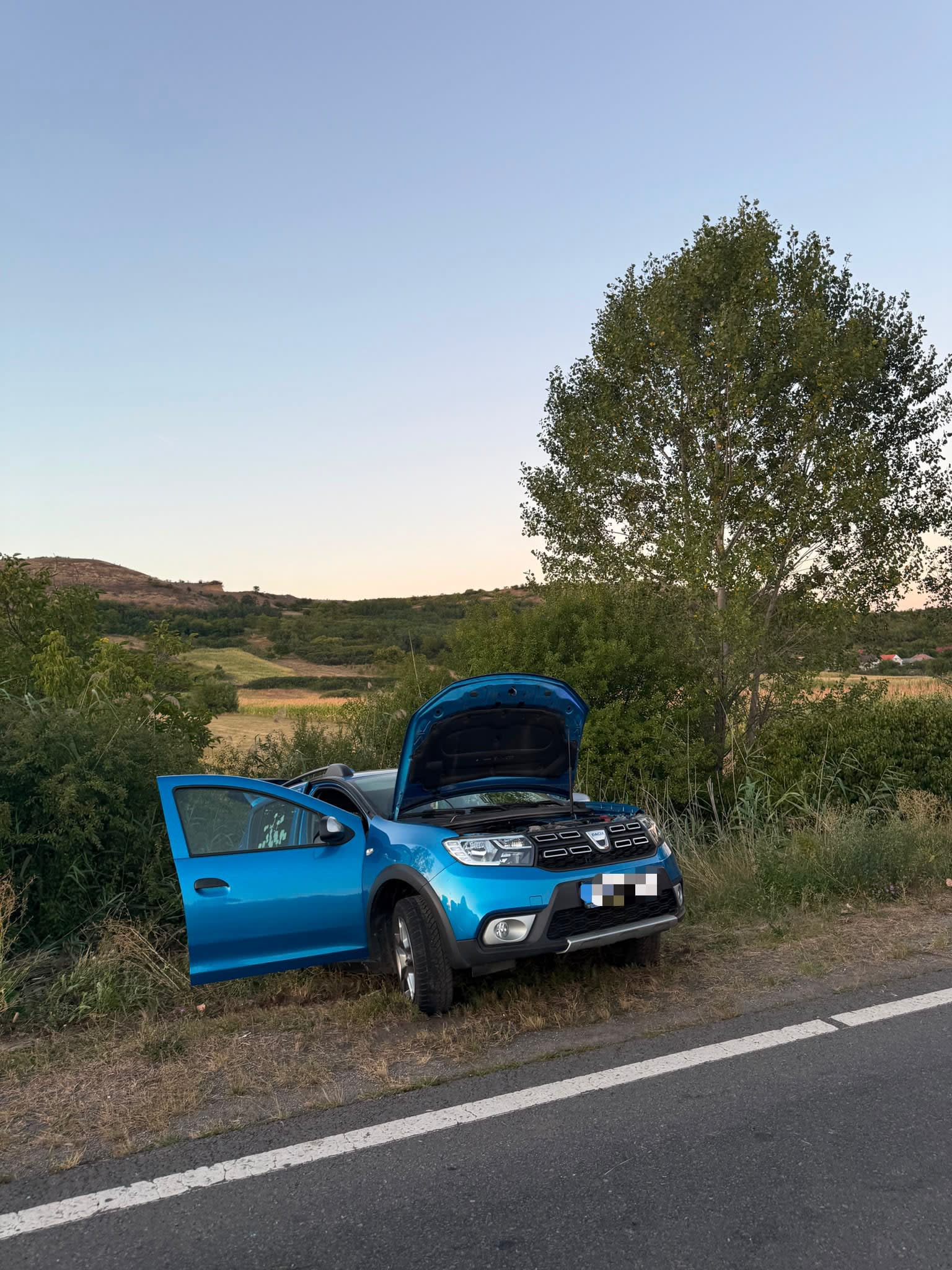 Accident rutier lângă Șărmășag: un bărbat de 38 de ani a fost transportat la spital
