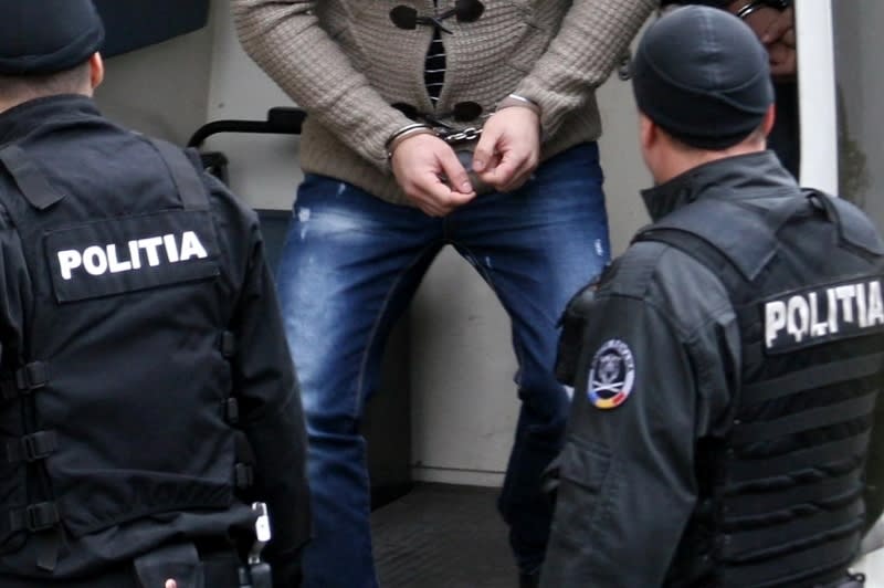 Polițiști în acțiune în Neamț Polițiști în acțiune în Neamț