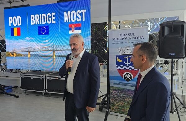 Reprezentanți oficiali discuție despre pod peste Dunăre între Moldova Nouă și Golubac Reprezentanți oficiali discuție despre pod peste Dunăre între Moldova Nouă și Golubac