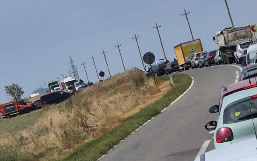 Accident rutier între Cataloi și Nalbant, Tulcea, coliziune între două autoturisme Accident rutier între Cataloi și Nalbant, Tulcea, coliziune între două autoturisme