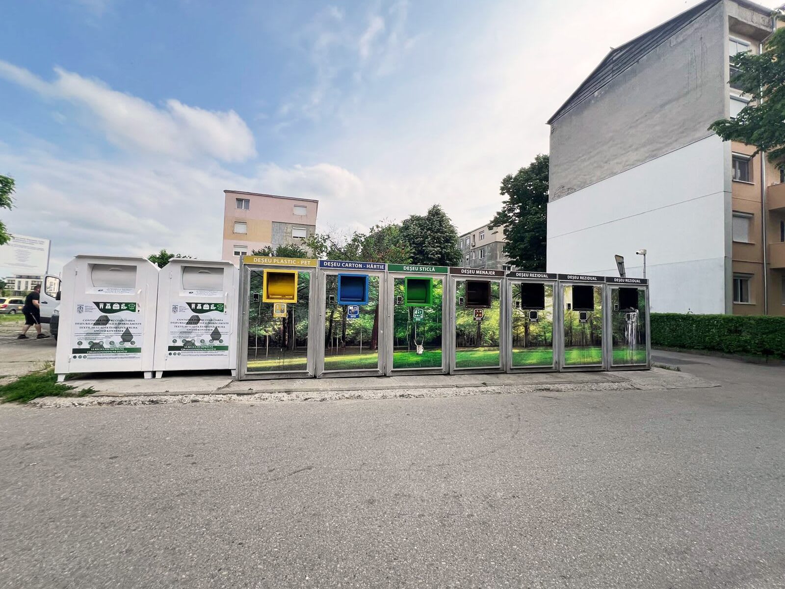 Containere speciale pentru colectarea textilelor în Satu Mare Containere speciale pentru colectarea textilelor în Satu Mare