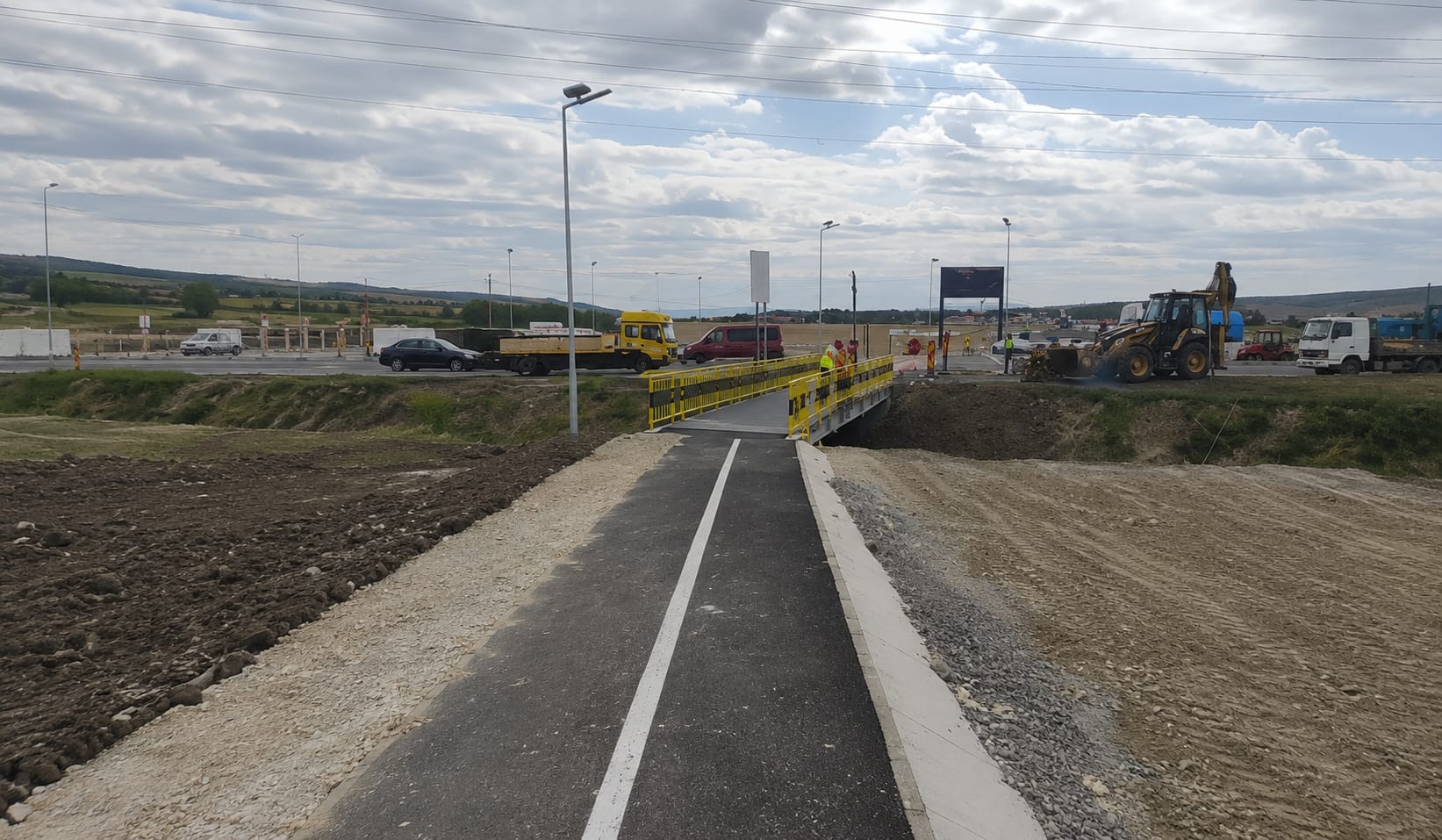 Pista de biciclete finalizată la Muntenii de Sus Pista de biciclete finalizată la Muntenii de Sus