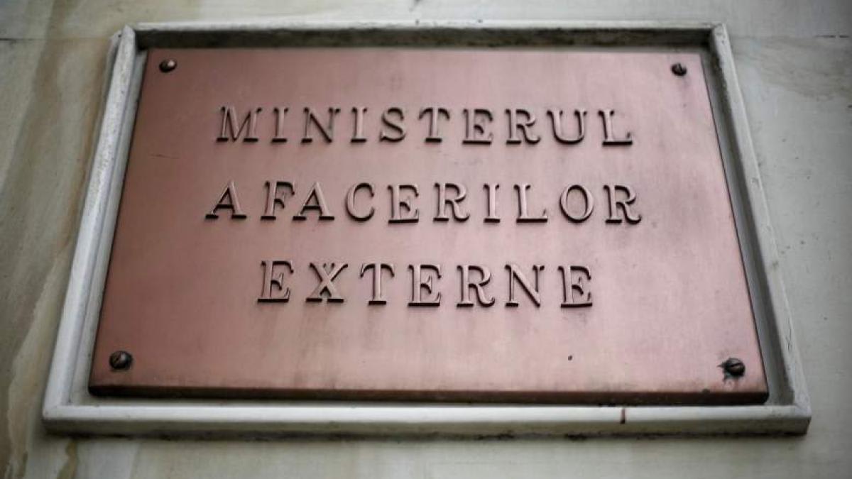 MAE: Până acum, nu există cetățeni români printre victimele viiturii din Nepal