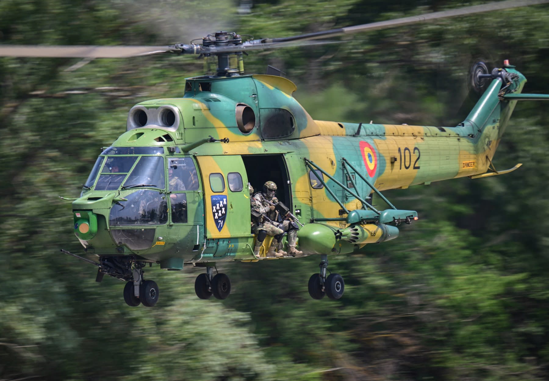 Armata română mobilizează elicopterul PUMA după detectarea unei drone în apropierea graniței cu Ucraina