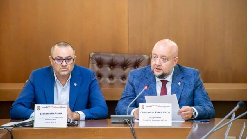Sediul Consiliului Județean Vâlcea în proces de reabilitare Sediul Consiliului Județean Vâlcea în proces de reabilitare