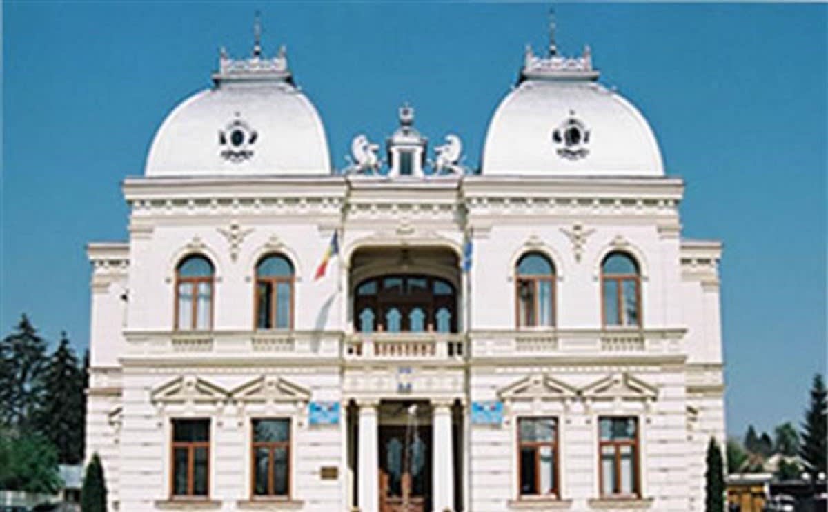 Primăria Câmpina a suspendat temporar eliberarea actelor de urbanism din cauza noii legislații
