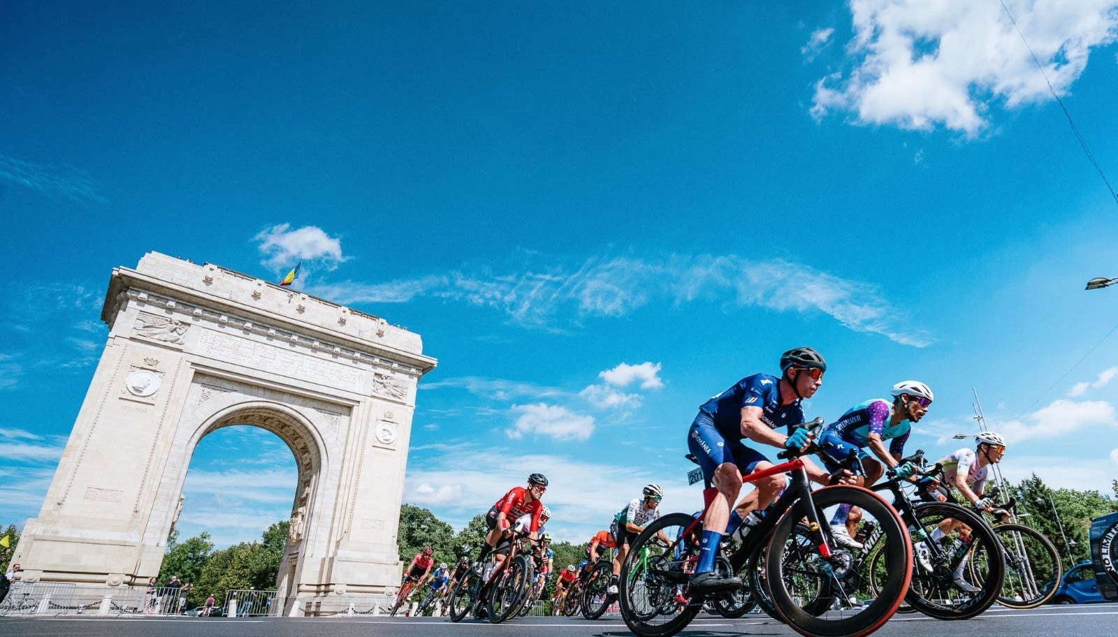 Elia Viviani în stafful echipei naționale a Italiei la Turul României