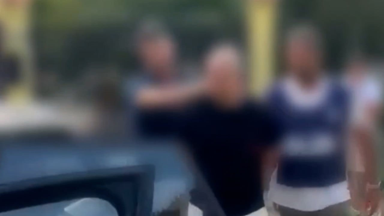 Polițiști italieni capturând interlopi români în Brescia și Savona Polițiști italieni capturând interlopi români în Brescia și Savona