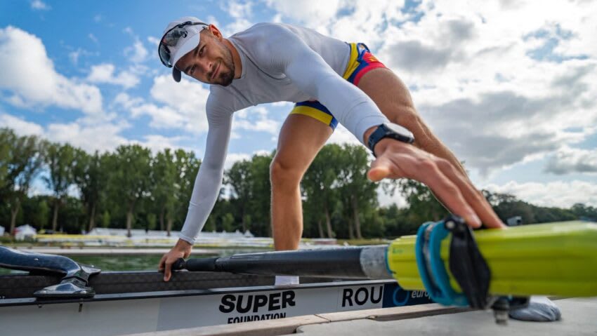 Canotorul Cosmin Pleșescu calificat în finala Campionatului Mondial de la Amsterdam