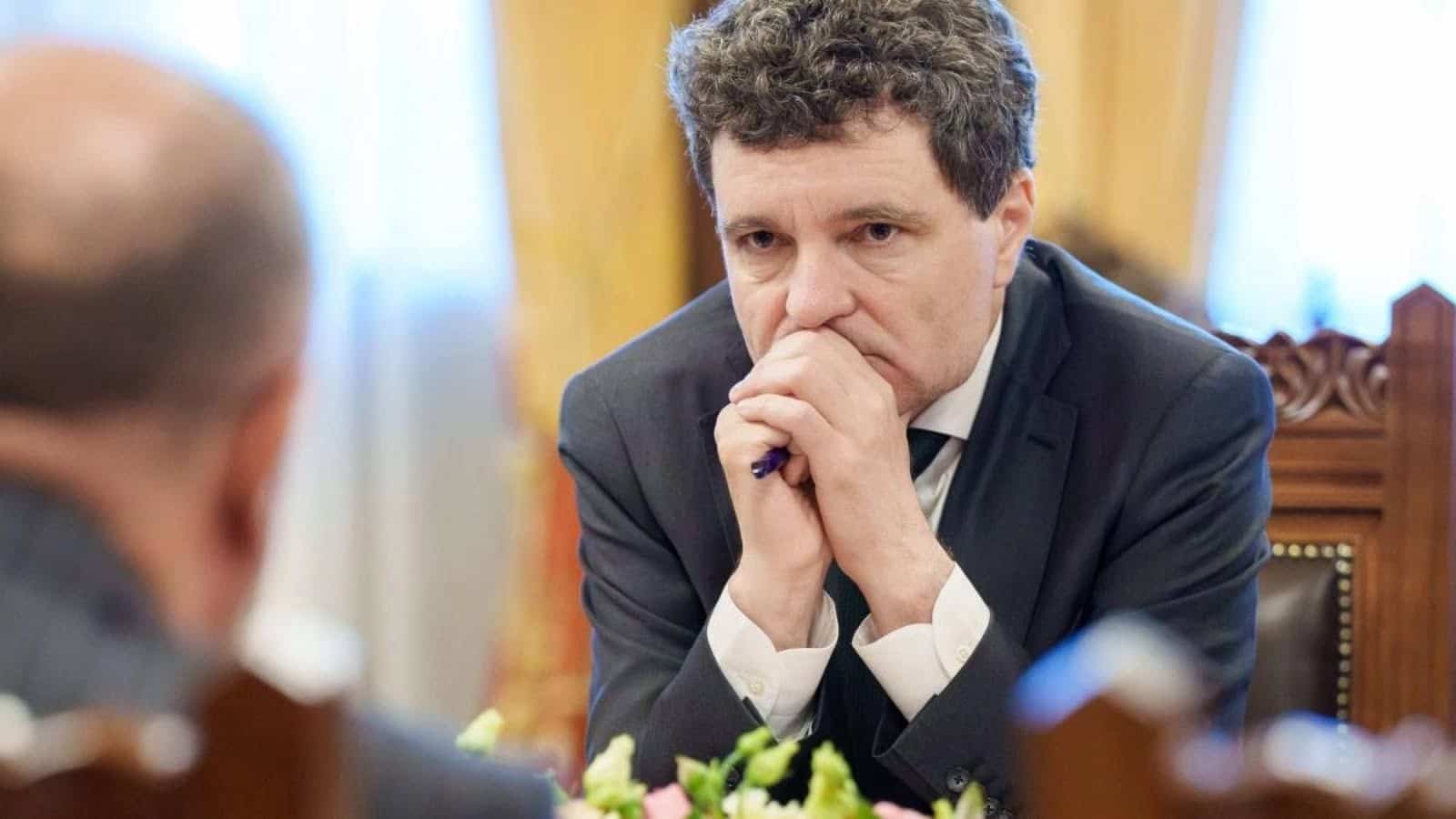 Nicușor Dan a anunțat consultări pentru desemnarea unui nou guvern în septembrie