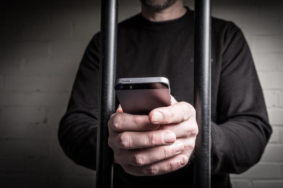 Echipament informatic în penitenciar, servere, tehnologie digitală