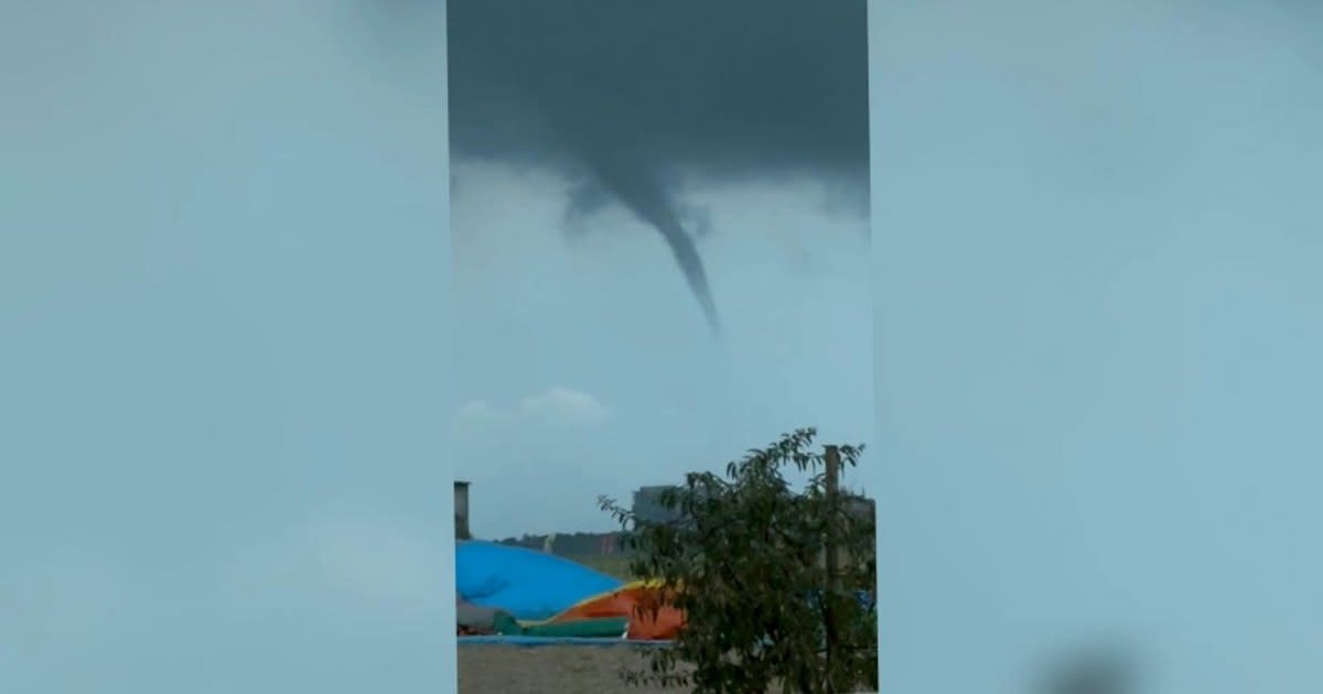 Trombă marină formată deasupra mării în Mamaia
