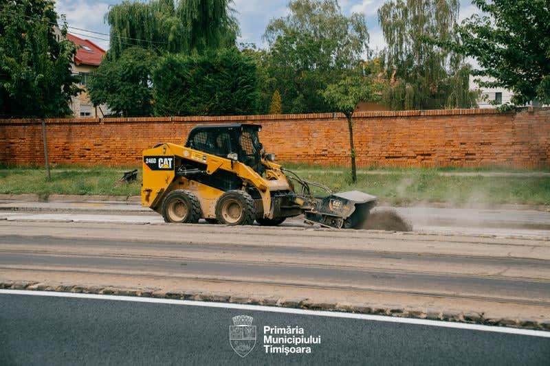 Lucrări de refacere a carosabilului pe bulevardul Liviu Rebreanu în Timișoara