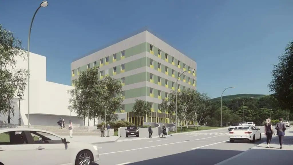 Clădire modernă a spitalului cardiovascular din Târgu Mureș