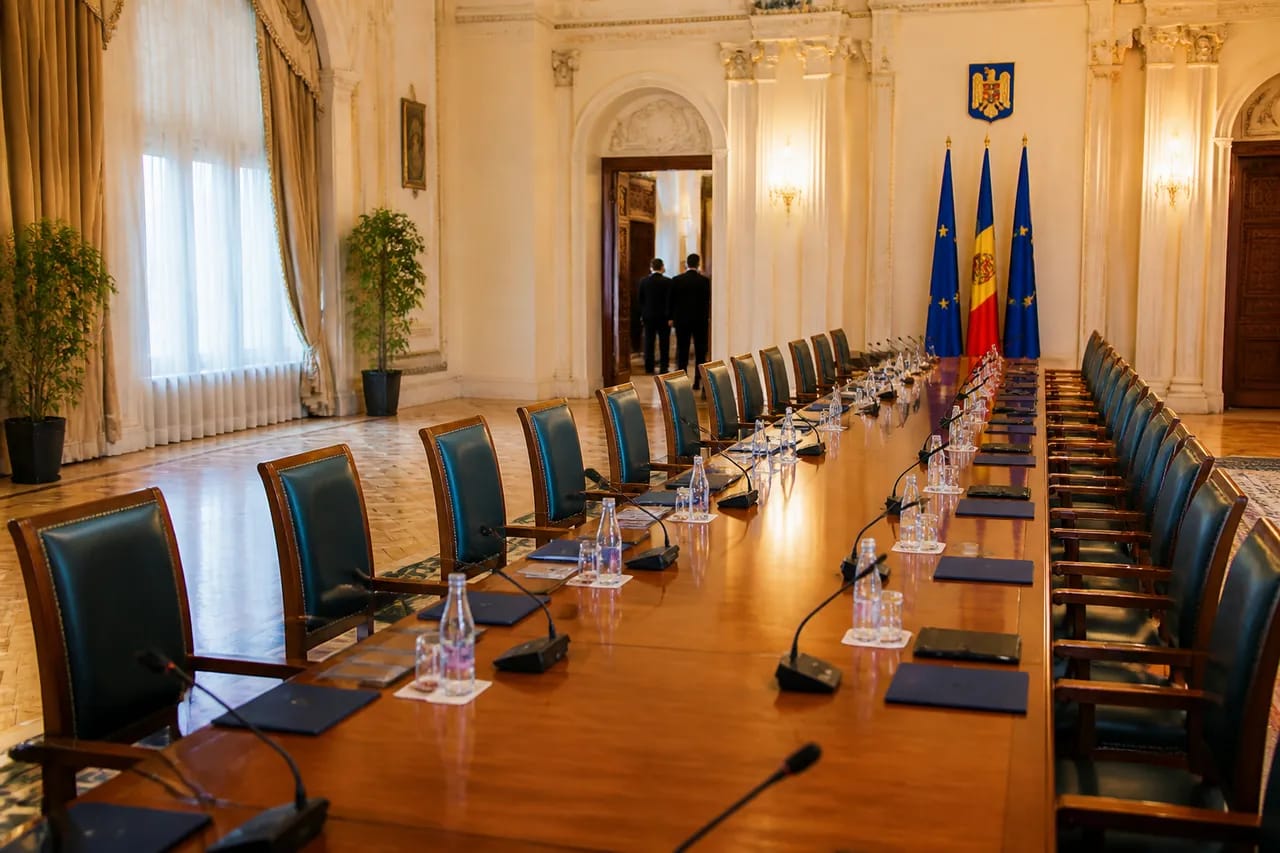 Nicușor Dan la o conferință de presă Nicușor Dan la o conferință de presă
