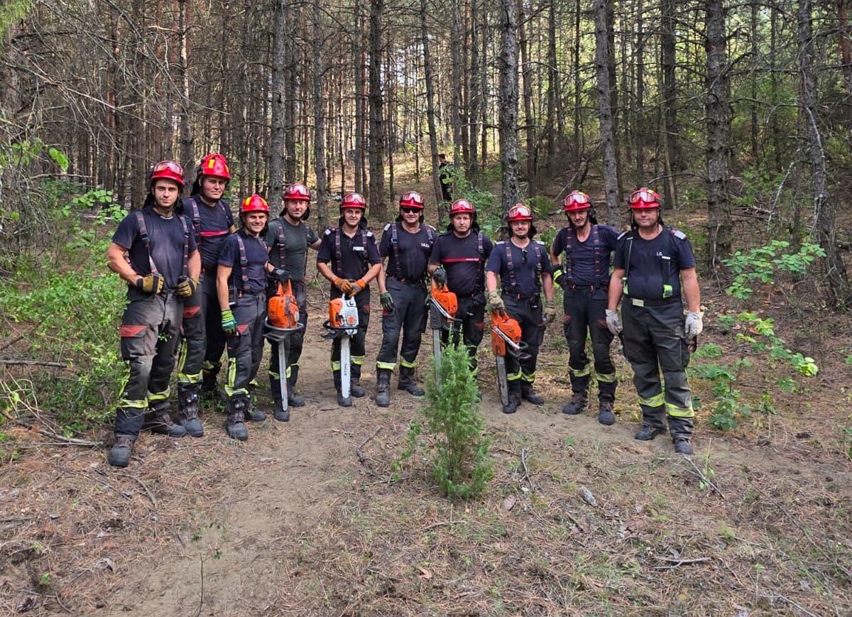 Pompieri români în acțiune, drumul de 7 km prin vegetație în Serbia