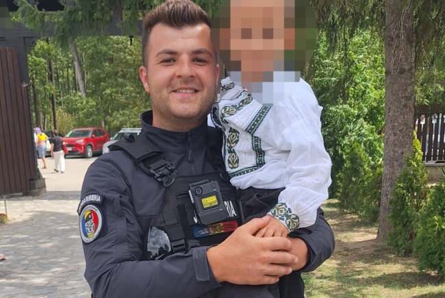 Copil rătăcit găsit de jandarmi în timpul pelerinajului în Timiș