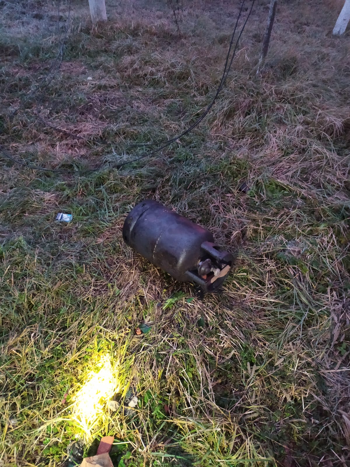 O butelie pe gaz a explodat într-o locuință din județul Timiș, răniți doi oameni