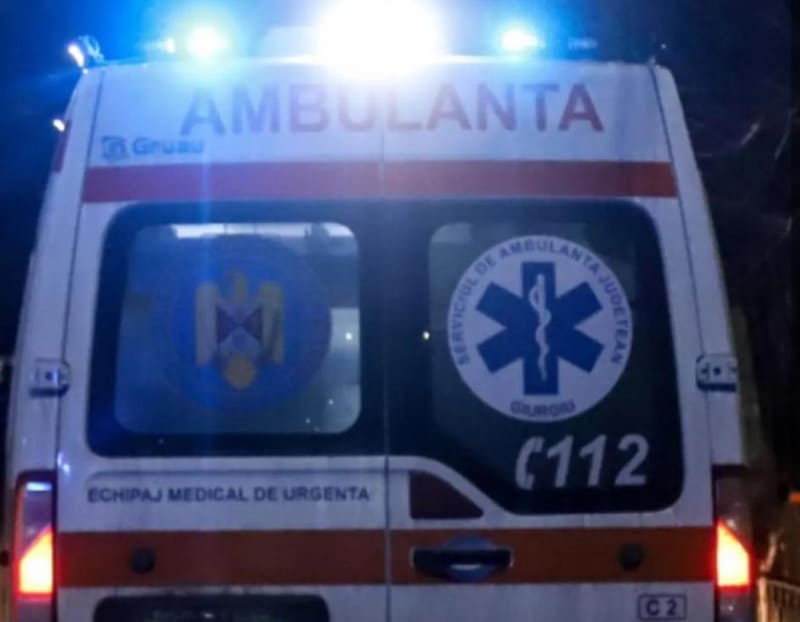Două mașini s-au ciocnit pe DN 66, la Cocoreni. Un tânăr și o minoră au fost răniți