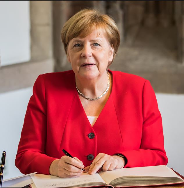 Angela Merkel la un eveniment public