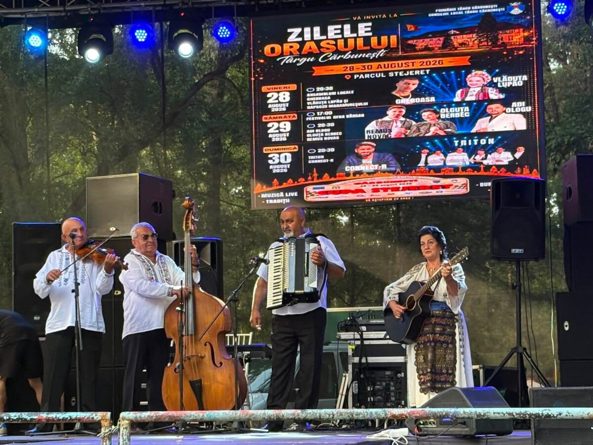 Câștigătorii festivalului de muzică lăutărească de la Târgu Cărbunești