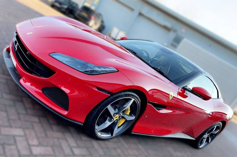 Cu cât se vinde un autoturism Ferrari la licitațiile ANAF în 2026