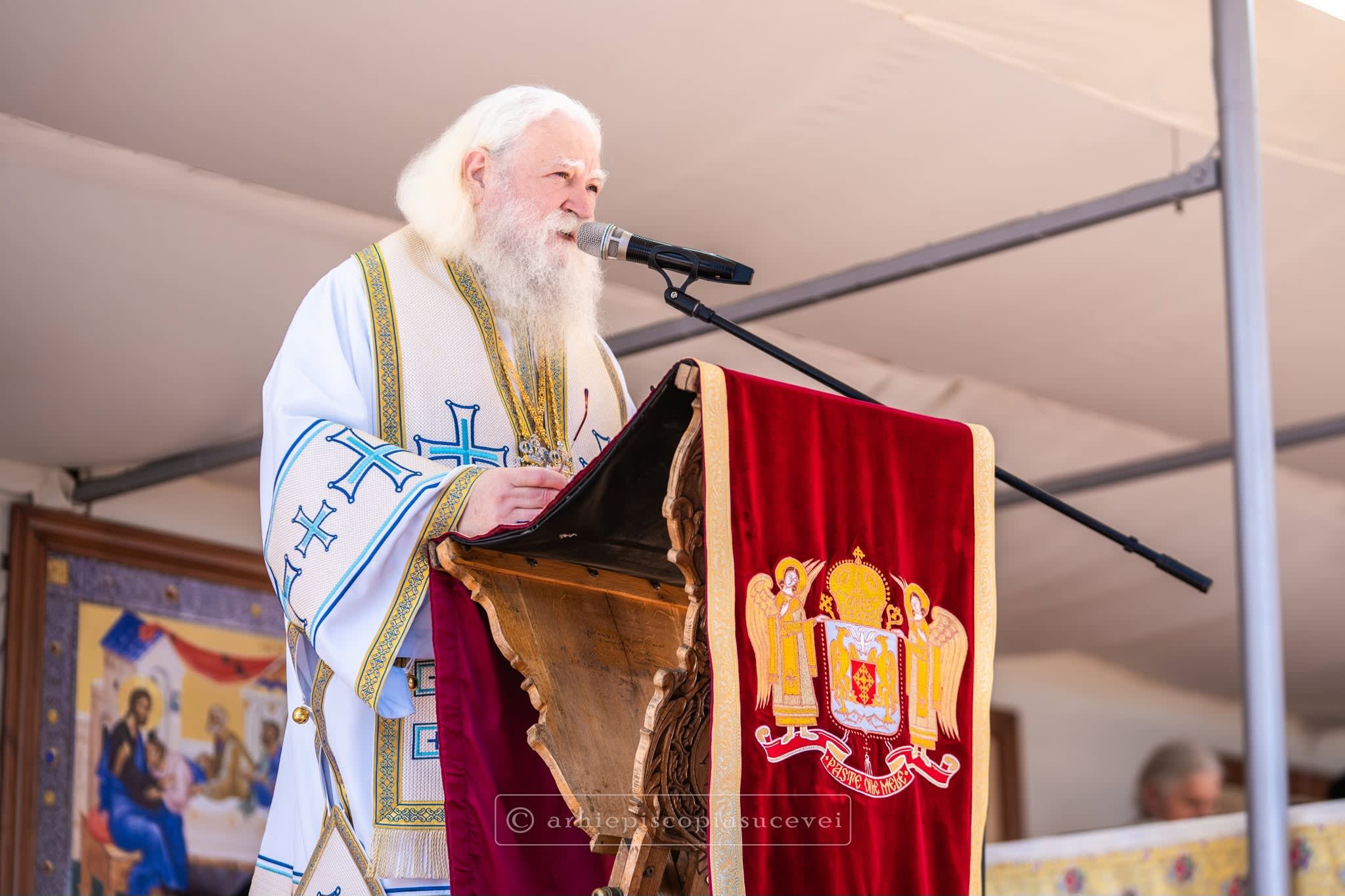 Iconiță a Sfântului Varlaam în biserică ortodoxă Iconiță a Sfântului Varlaam în biserică ortodoxă