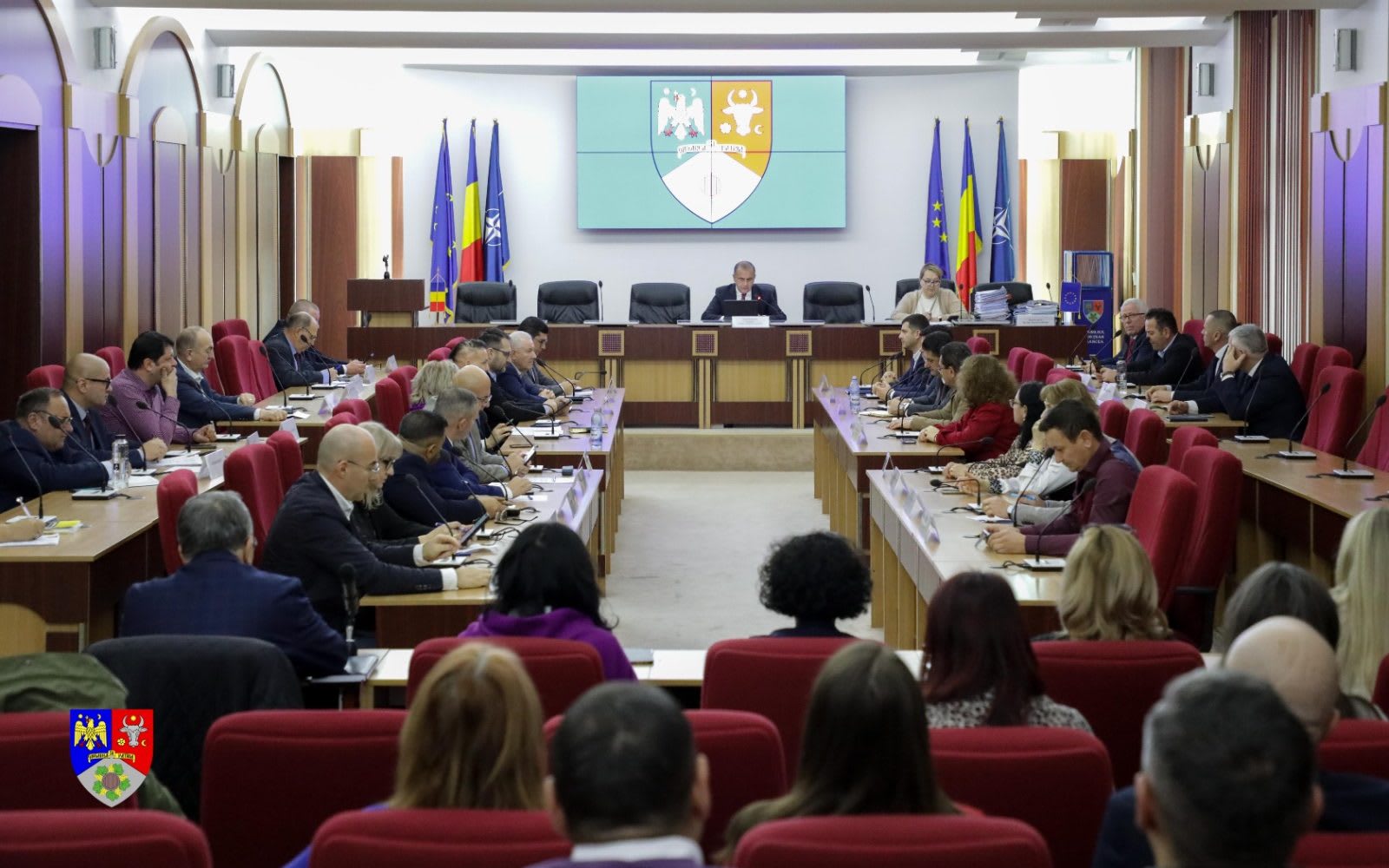 Sala de ședință a Consiliului Județean Vrancea Sala de ședință a Consiliului Județean Vrancea