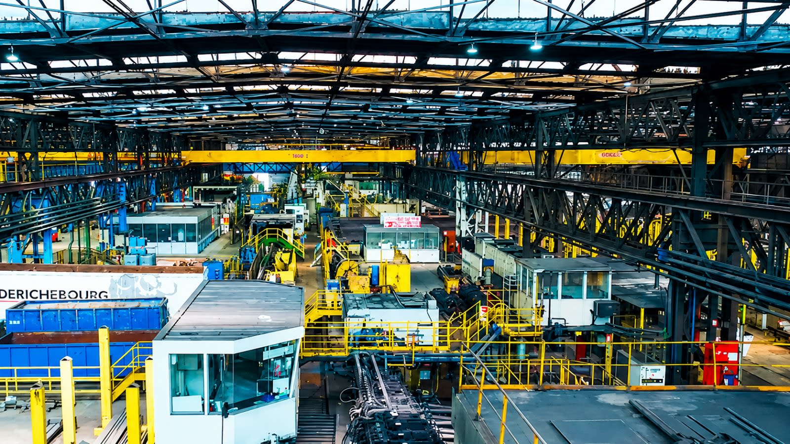 Fosta fabrică ArcelorMittal din Roman a reluat producția după preluarea de Interpipe