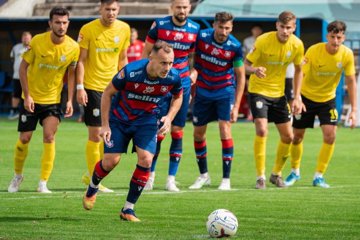 Fotbal echipă FC Bihor în acțiune pe teren