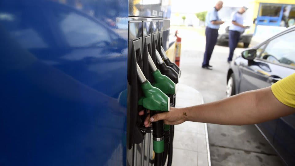 Ministerul Finanțelor a decis reducerea accizei la motorină cu 25% în septembrie