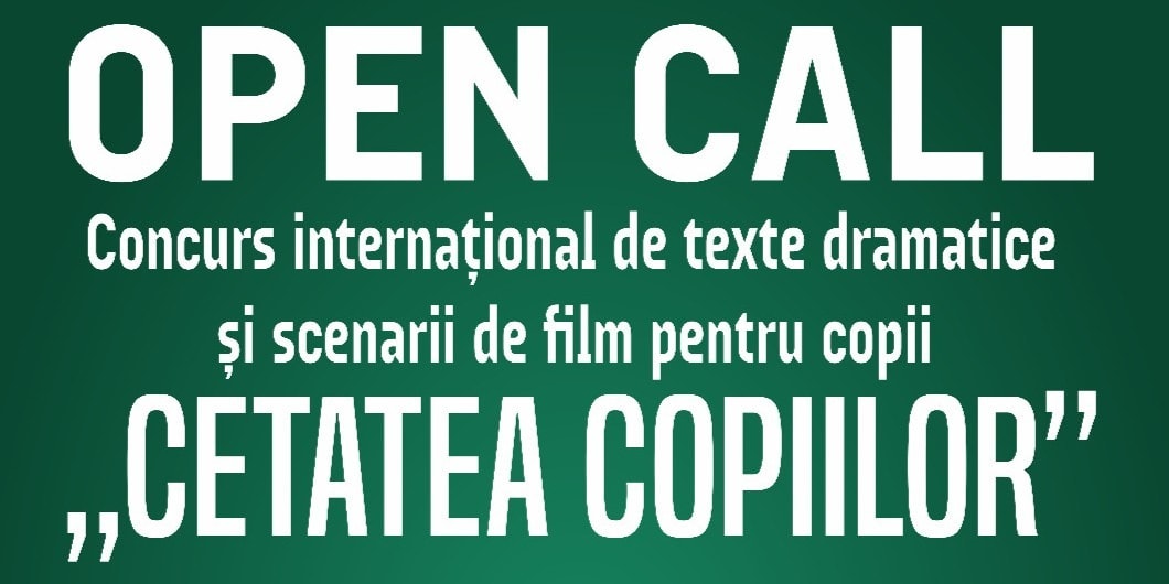 Tineri autori participând la un concurs de teatru pentru copii Tineri autori participând la un concurs de teatru pentru copii