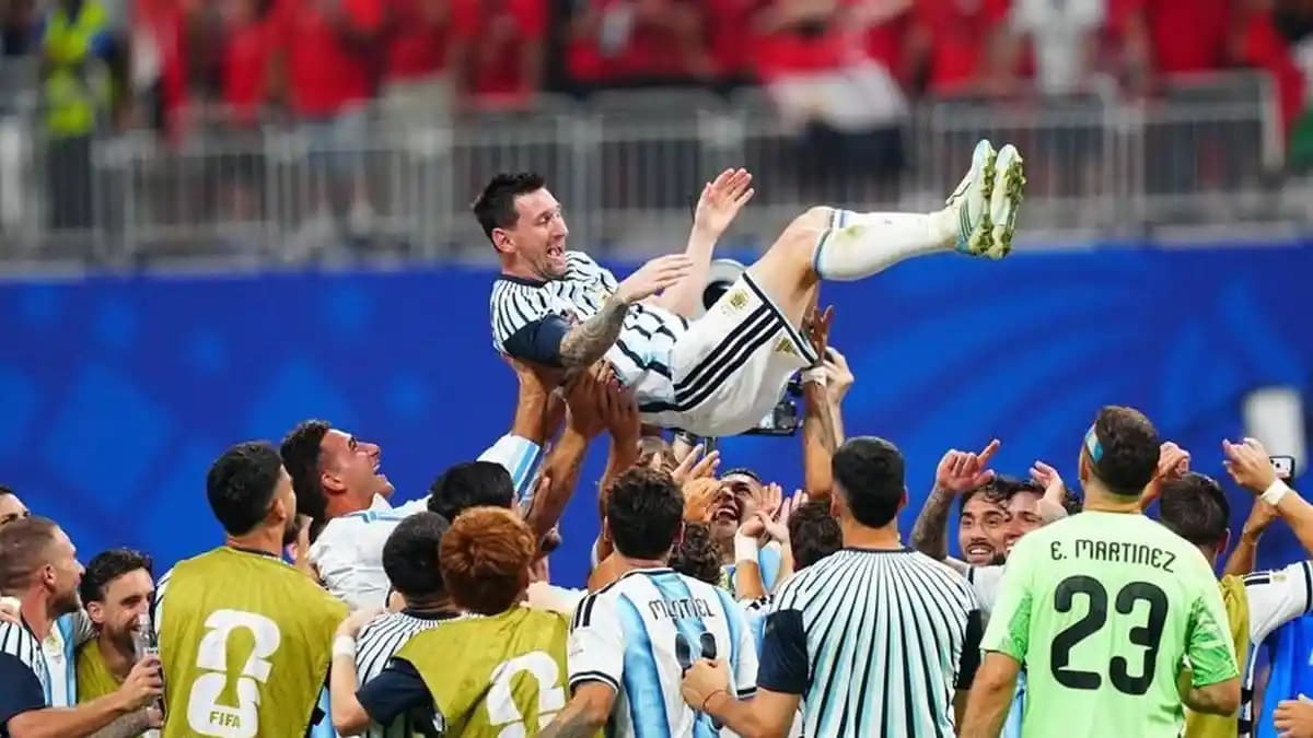 Lionel Messi a anunțat oficial retragerea din fotbalul internațional: „Decizia mă doare”