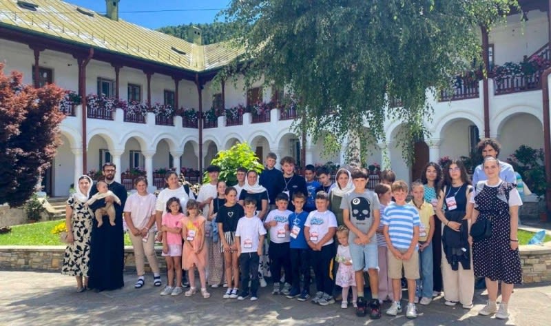 Excursii pentru 115 părinți și copii din Botoșani, Iași și Neamț: „Bucuria copiilor e cea mai frumoasă amintire” Excursii pentru 115 părinți și copii din Botoșani, Iași și Neamț: „Bucuria copiilor e cea mai frumoasă amintire”