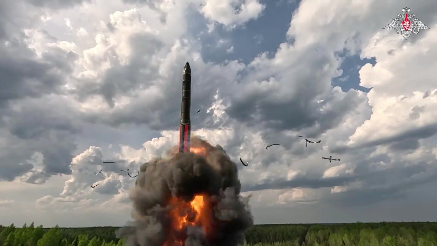 Parlamentar rus cere utilizarea armelor nucleare împotriva Ucrainei