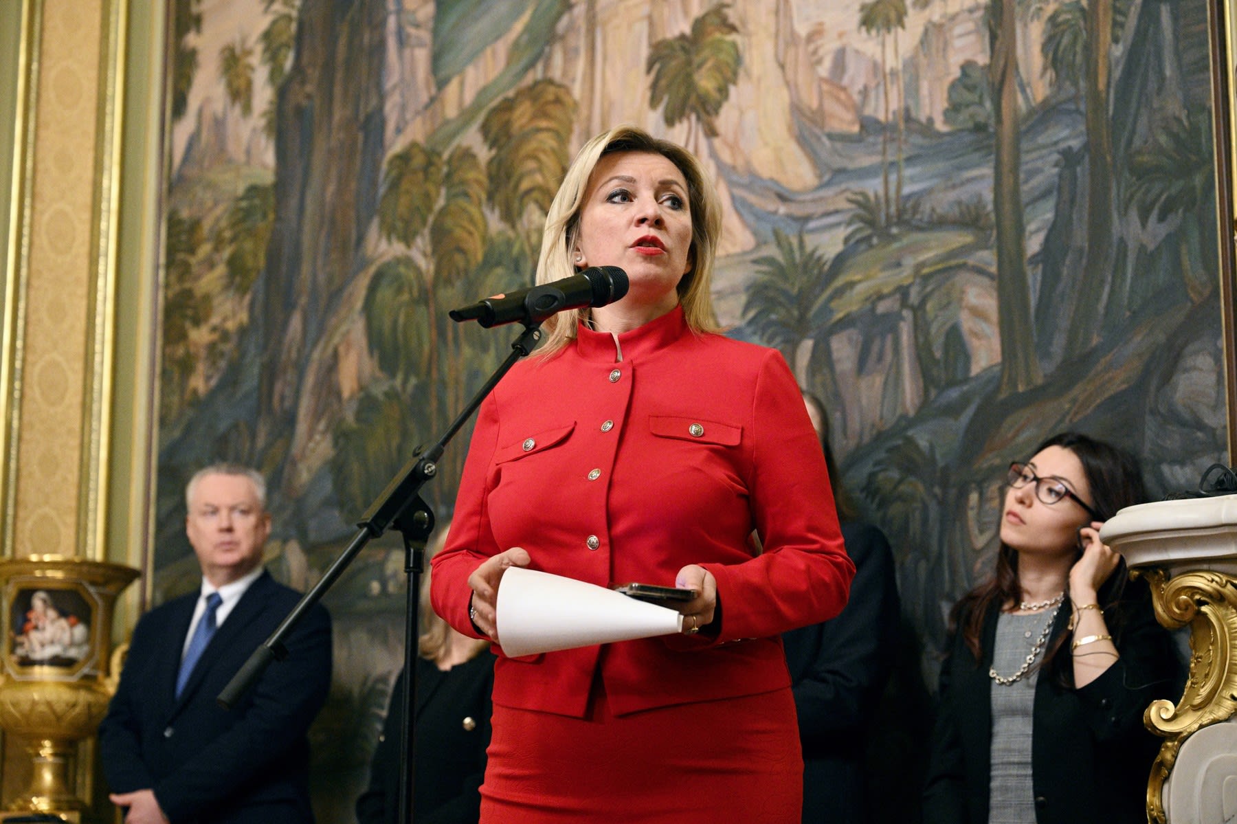 Rusia cere diplomaților străini să părăsească Kievul din cauza escaladării conflictului