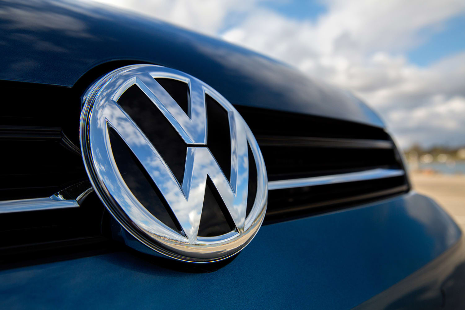 Volkswagen analizează închiderea unor fabrici și eliminarea a 50.000 de locuri de muncă în Germania