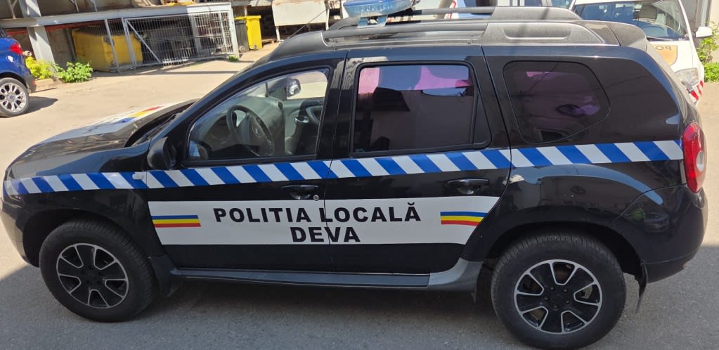 Polițiști locali în acțiune în Deva, control trafic și intervenții Polițiști locali în acțiune în Deva, control trafic și intervenții