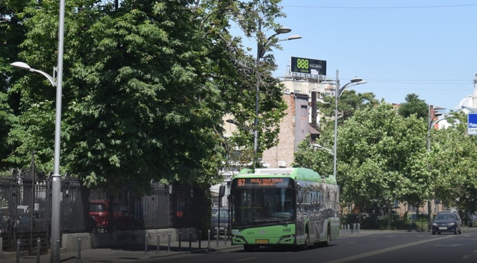 Linia 97 a fost deviată temporar din cauza avariei din rețeaua de gaze din zona intersecției Calea Călărașilor și Strada Popa Nan