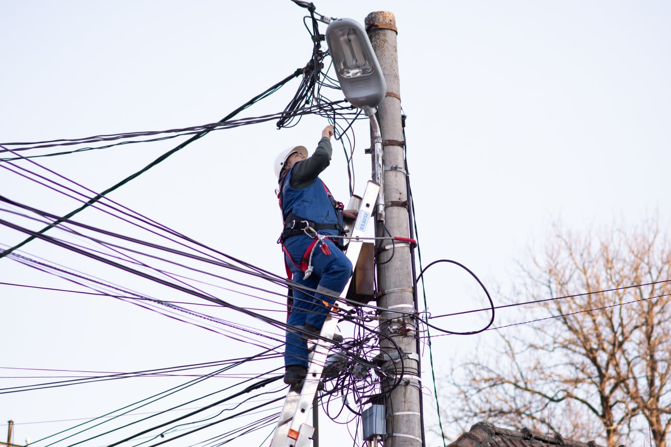 Javítási lucrări vor întrerupe alimentarea cu energie electrică în localitățile Székelykeresztúr și Alsóboldogfalva