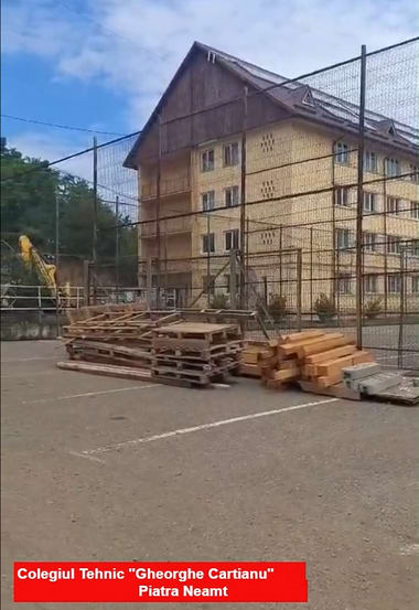 Noul an școlar începe în șantier la Colegiul Gheorghe Cartianu din Piatra-Neamț