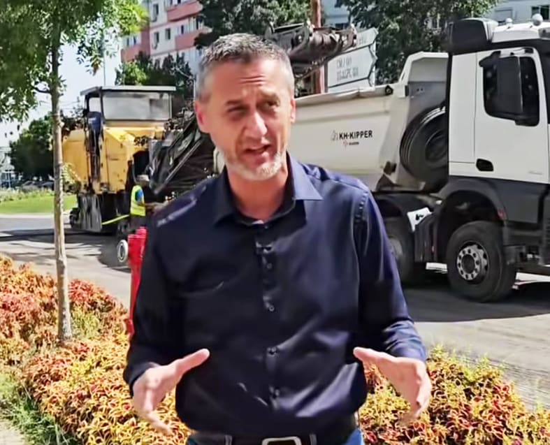 Lucrări de reabilitare pe bulevardul A. I. Cuza din Slatina Lucrări de reabilitare pe bulevardul A. I. Cuza din Slatina