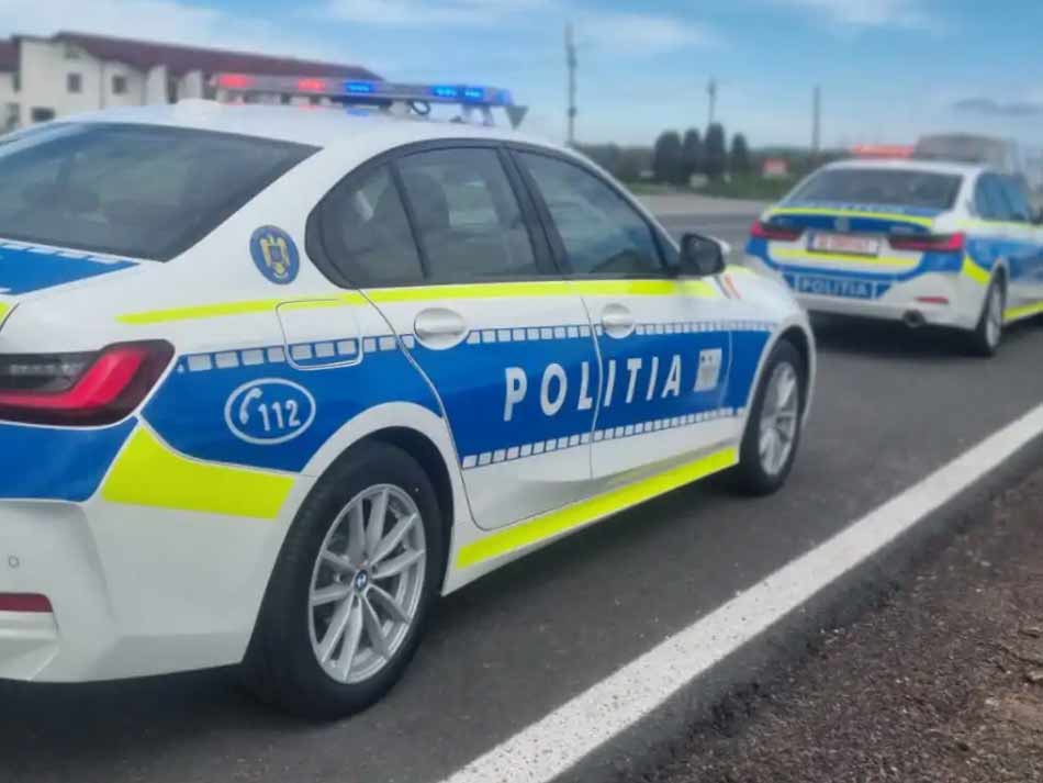 Imagini ale atacului asupra polițiștilor, după intervenția la petrecerea din București. Doi reținuți și o minoră cercetată în libertate