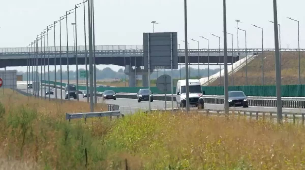 Autostrada A7 București-Bacău, 286 km în 2 ore și 11 minute, dar lipsesc benzinăriile